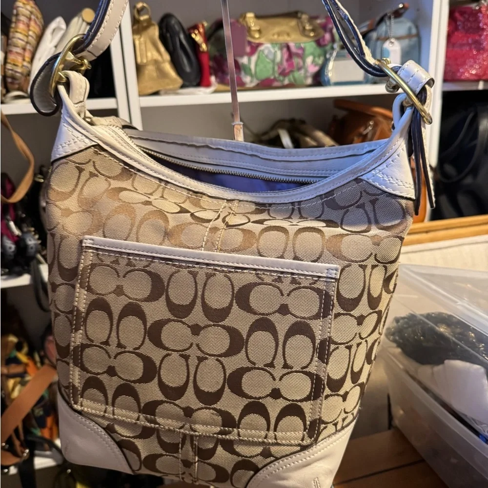 Coach Bag - Picture 3 of 6